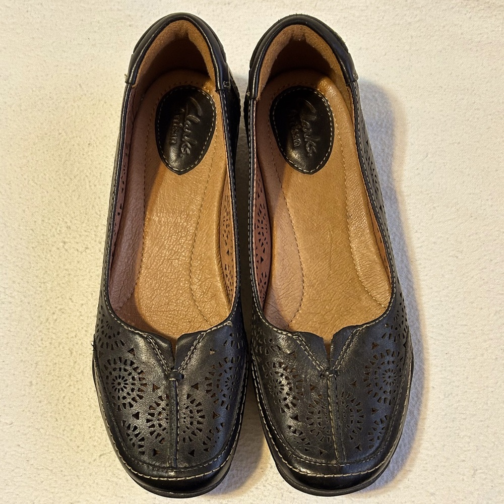 Clark’s Kessa Gazebo Cutout Flat Brown Leather Shoes. Ladies Size 6 1/2 M
